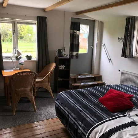 Warnstee 3* Wichmond