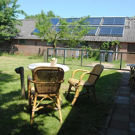 Warnstee Bed & Breakfast