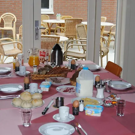 Warnstee 3* Wichmond