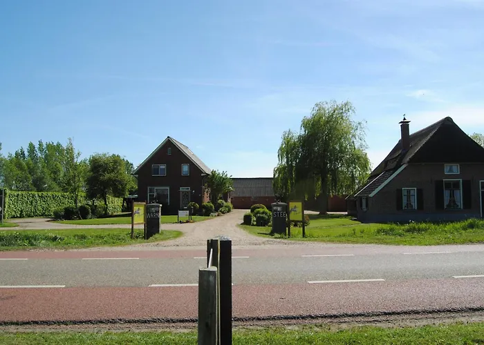 Warnstee Bed and breakfast 3*