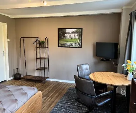 Warnstee 3* Wichmond