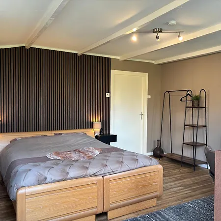 Warnstee 3* Wichmond